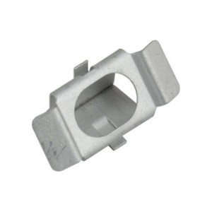 clip sur caisse pour fixation de calandre