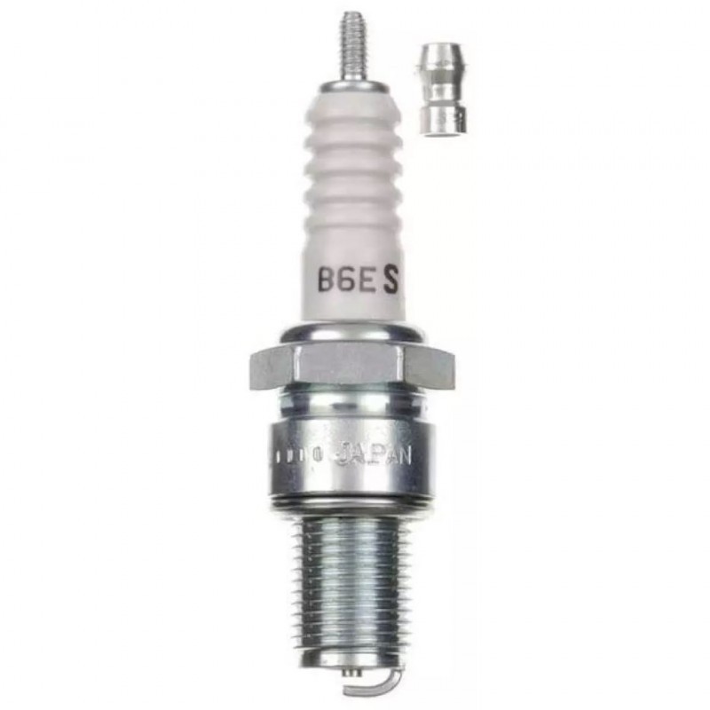 bougie NGK B6ES (diam. 14mm, pour culot long)