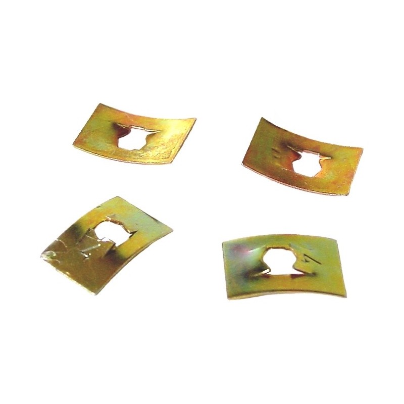 set de 4 clips de face avant -67