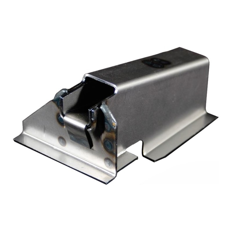 renfort au bout du support de cric avant gauche 68-