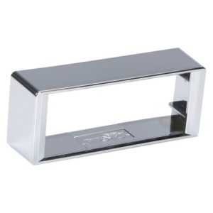 centreur chromé 107,04x42,80mm pour montage autoradio Retrosound