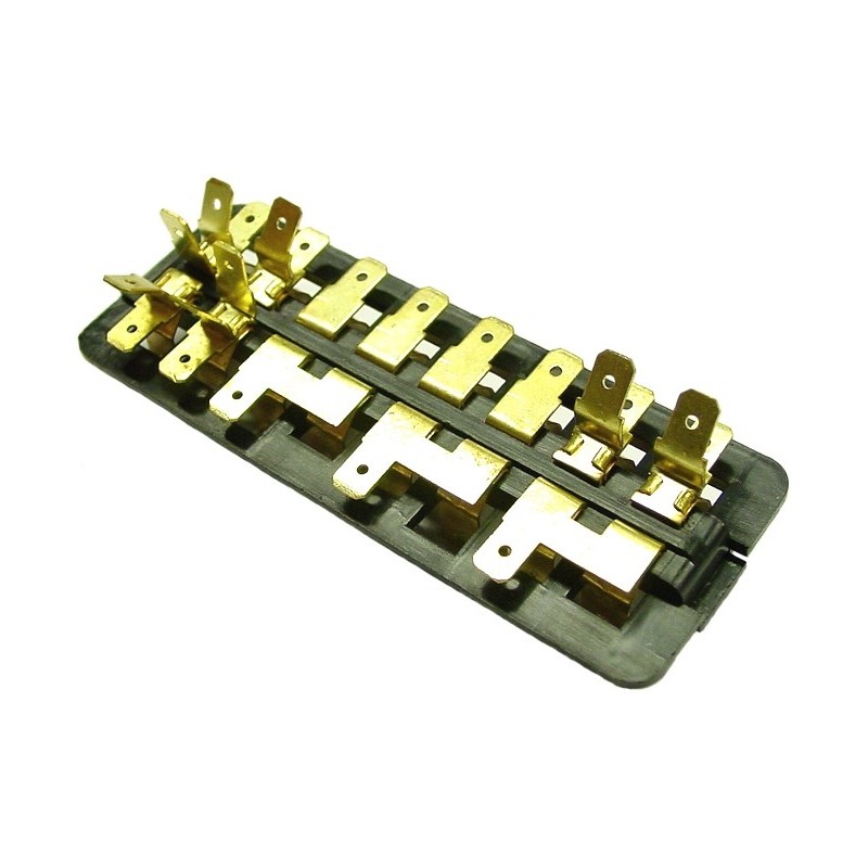 boite à fusibles 8 fusibles (vendu avec le couvre fusible)