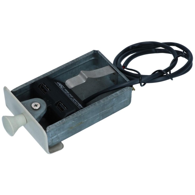 chargeur USB 6/12volts pour cendrier Cox