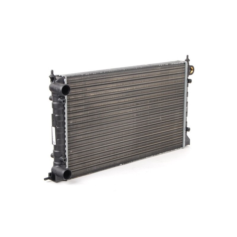 Radiateur d’eau largeur 570mm pour Golf 1 1600cc Diesel et Turbo Diesel et 1600cc Gti avec clim