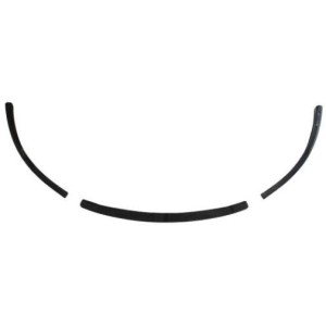 bois au dessus du capot arr...