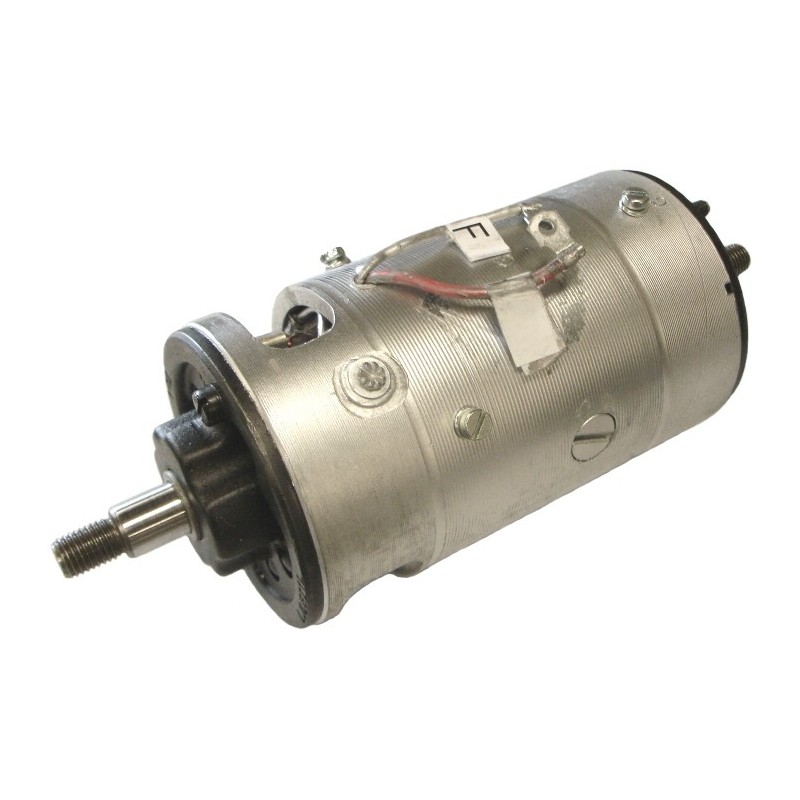 dynamo reconditionnée 6 Volts (diamètre 90mm) (prévoir régula...